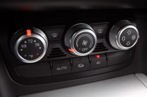 Audi TT RS Coupe 2011 года  (NA)
